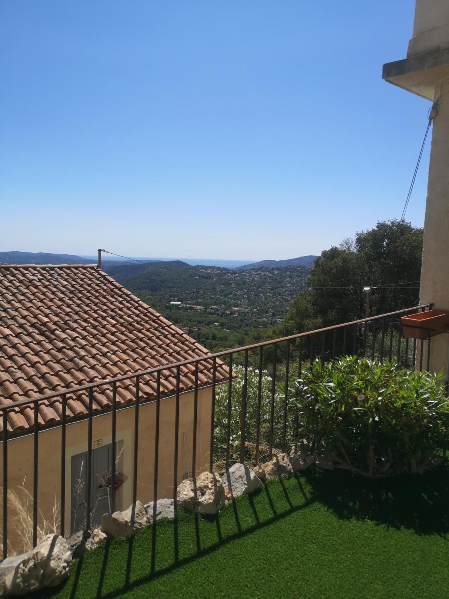 Vue Mer, Au Calme, Avec Jardin ! Spéracèdes Exterior foto
